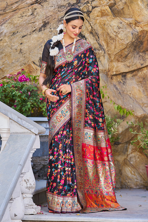 Load image into Gallery viewer, Groovy Black Pashmina saree With Scrumptious Blouse Piece
