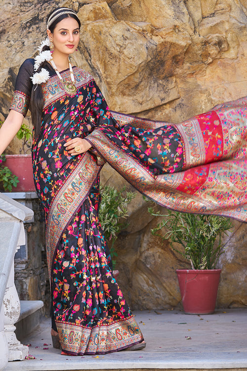 Load image into Gallery viewer, Groovy Black Pashmina saree With Scrumptious Blouse Piece
