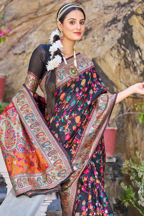 Load image into Gallery viewer, Groovy Black Pashmina saree With Scrumptious Blouse Piece
