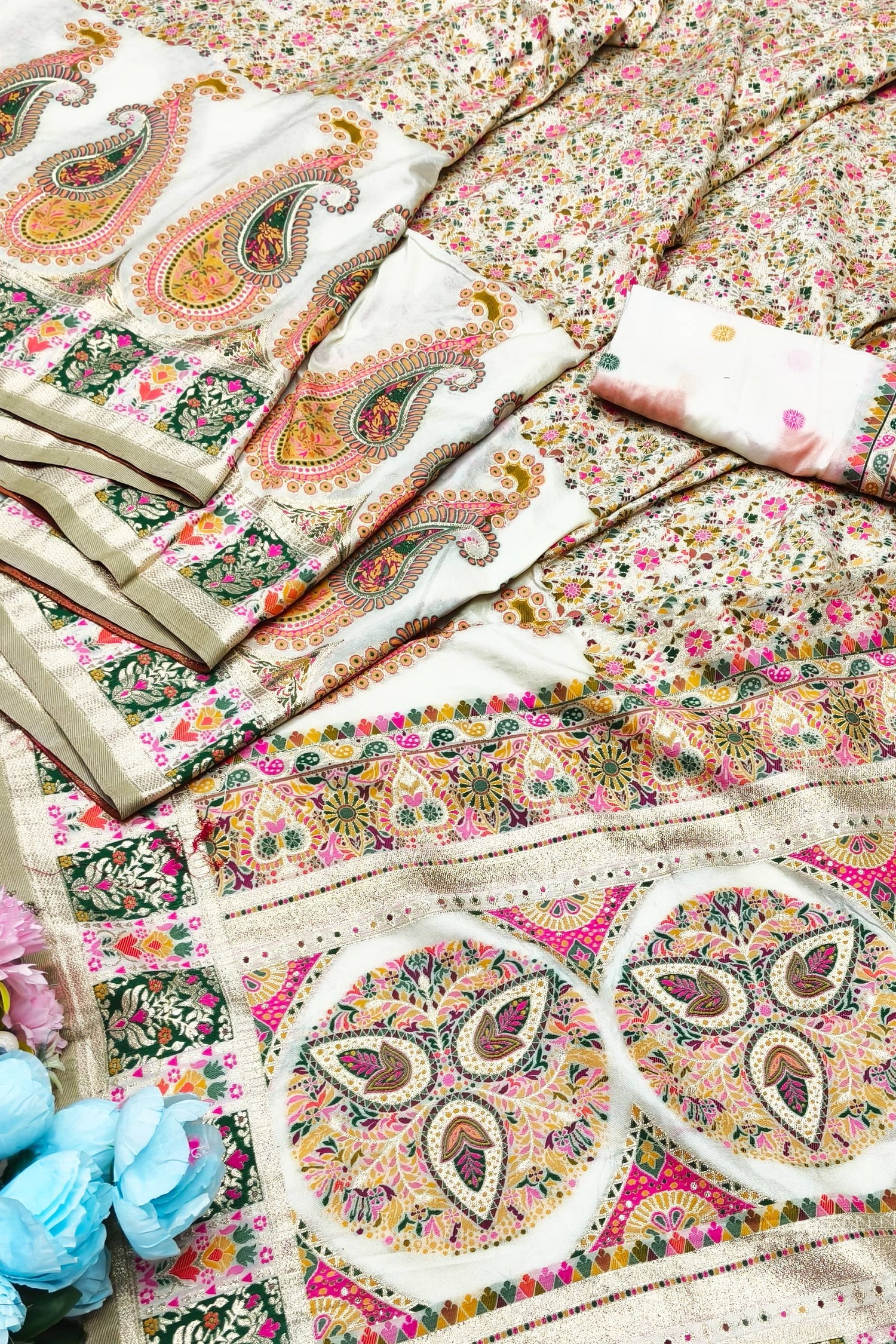 Stunner Beige Nylon Dola Pashmina Saree With Fragrant Blouse Piece