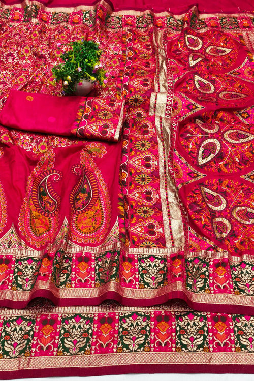 Load image into Gallery viewer, Demure Dark Pink Nylon Dola Pashmina Saree With Sophisticated Blouse Piece
