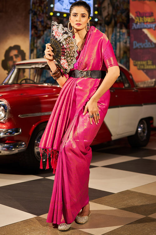 Load image into Gallery viewer, Phenomenal Dark Pink Kanjivaram Silk Saree With Prominent Blouse Piece
