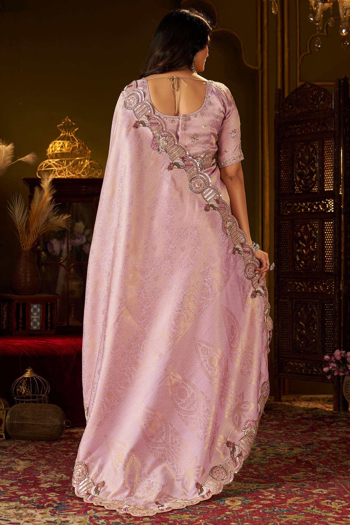 Resonant Lavender Handwork Kanjivaram Silk Saree With Precious Blouse Piece