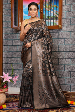 Imbrication Black Kanjivaram Silk Saree With Fantabulous Blouse Piece