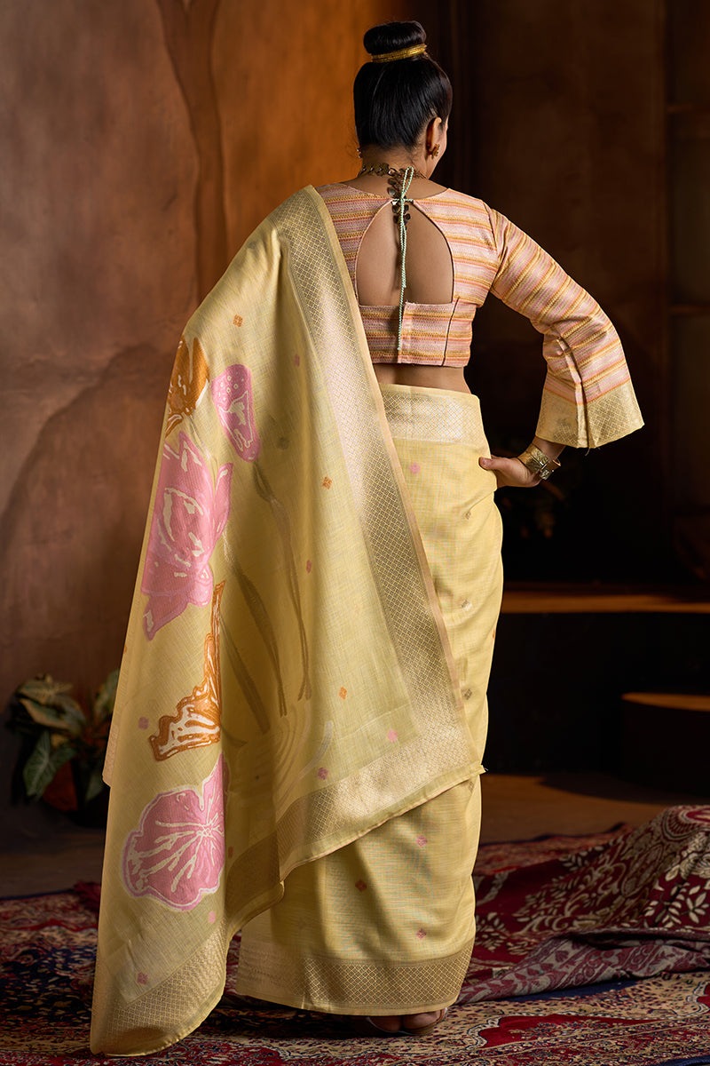 Entrancing Yellow Cotton Silk Saree With Gratifying Blouse Piece