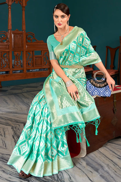 Glorious Turquoise Cotton Silk Saree With Sophisticated Blouse Piece