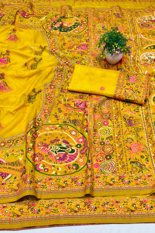 Load image into Gallery viewer, Artistic Yellow Nylon Dola Pashmina Saree With Lagniappe Blouse Piece

