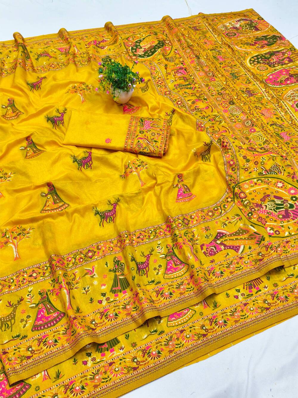 Artistic Yellow Nylon Dola Pashmina Saree With Lagniappe Blouse Piece