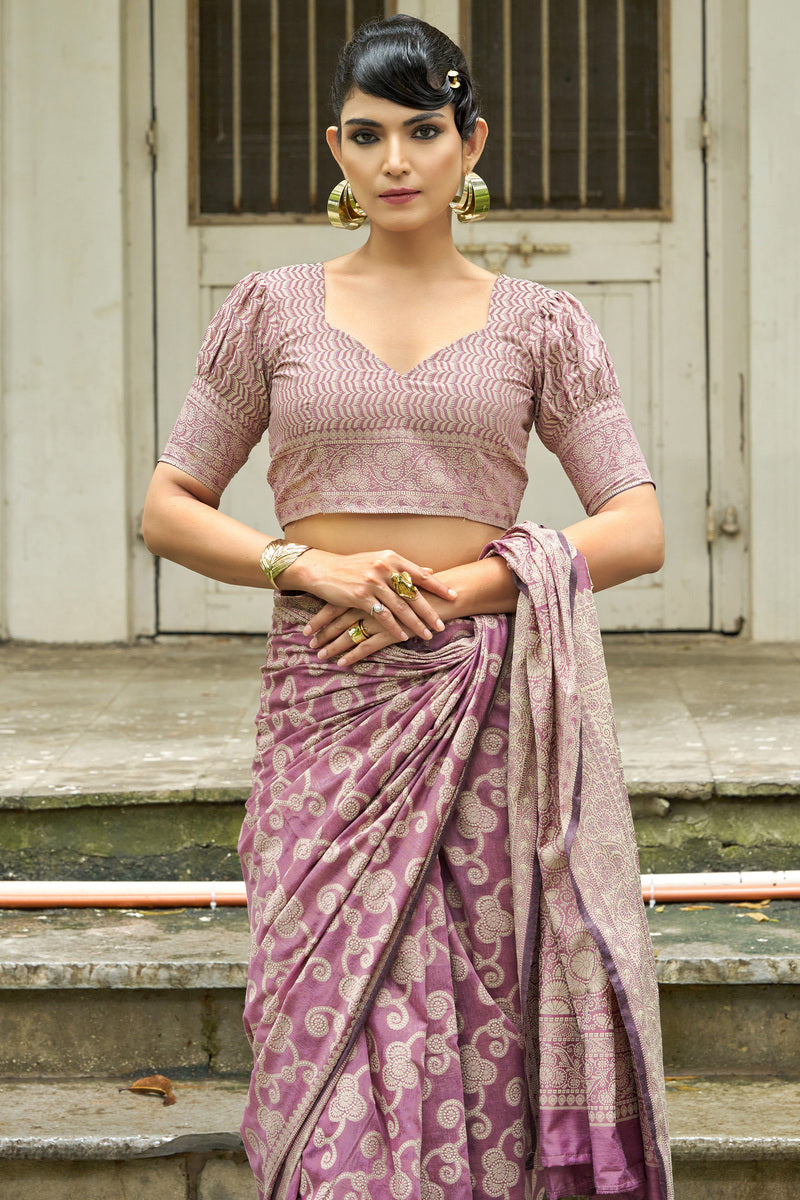 Unequalled Light Purple Lucknowi Silk Saree With Engrossing Blouse Piece