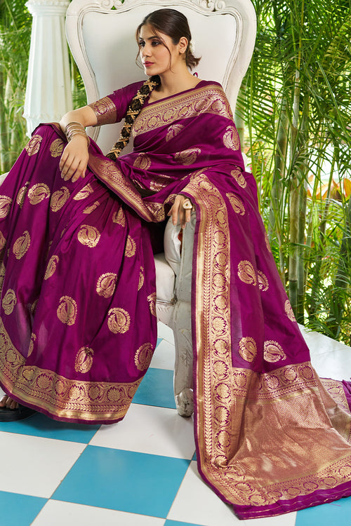 Load image into Gallery viewer, Incredible Purple Soft Banarasi Silk Saree With Enamoring Blouse Piece
