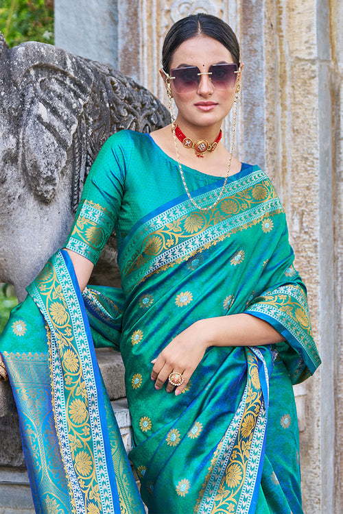 Load image into Gallery viewer, Arresting Rama Kanjivaram Silk Saree With Palimpsest Blouse Piece
