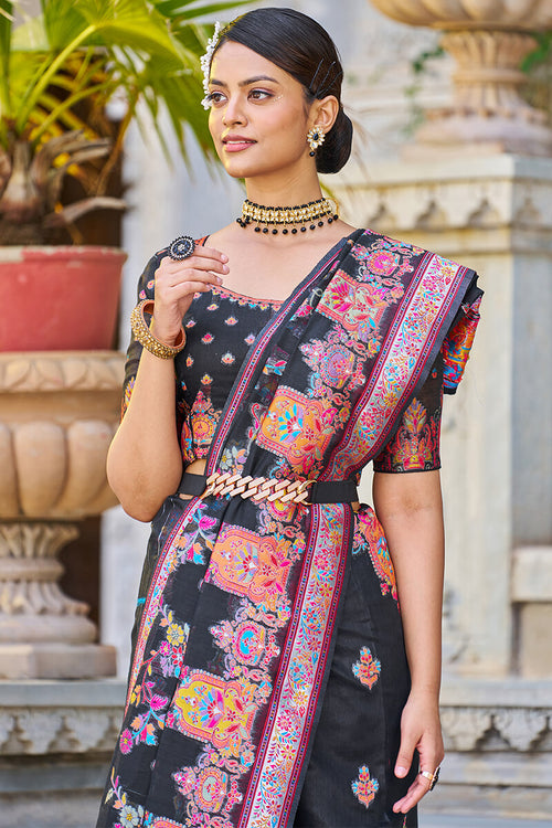 Load image into Gallery viewer, Stunning Black Pashmina saree With Precious Blouse Piece
