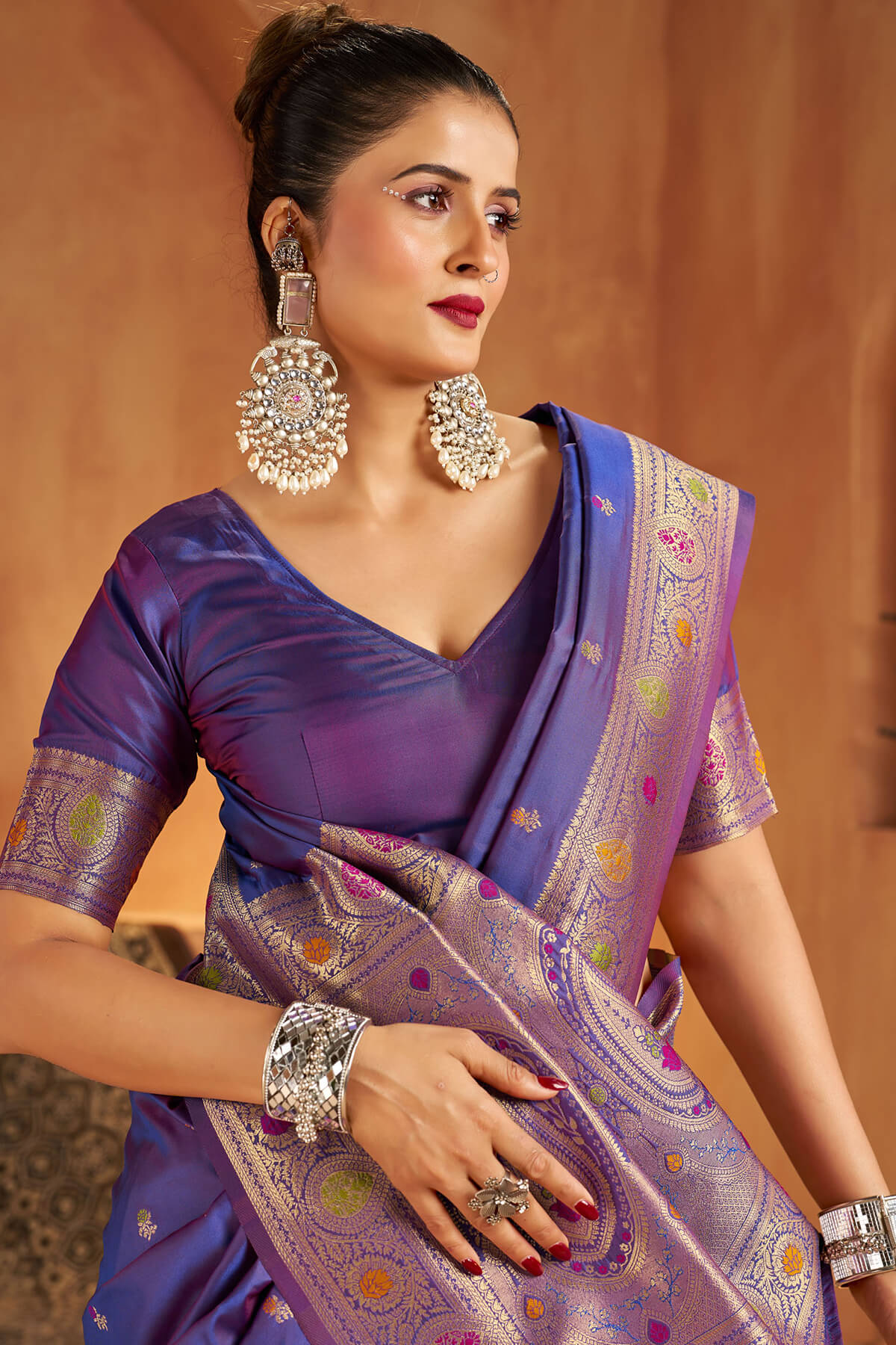 Inimitable Purple Pure Banarasi Silk Saree With Delectable Blouse Piece