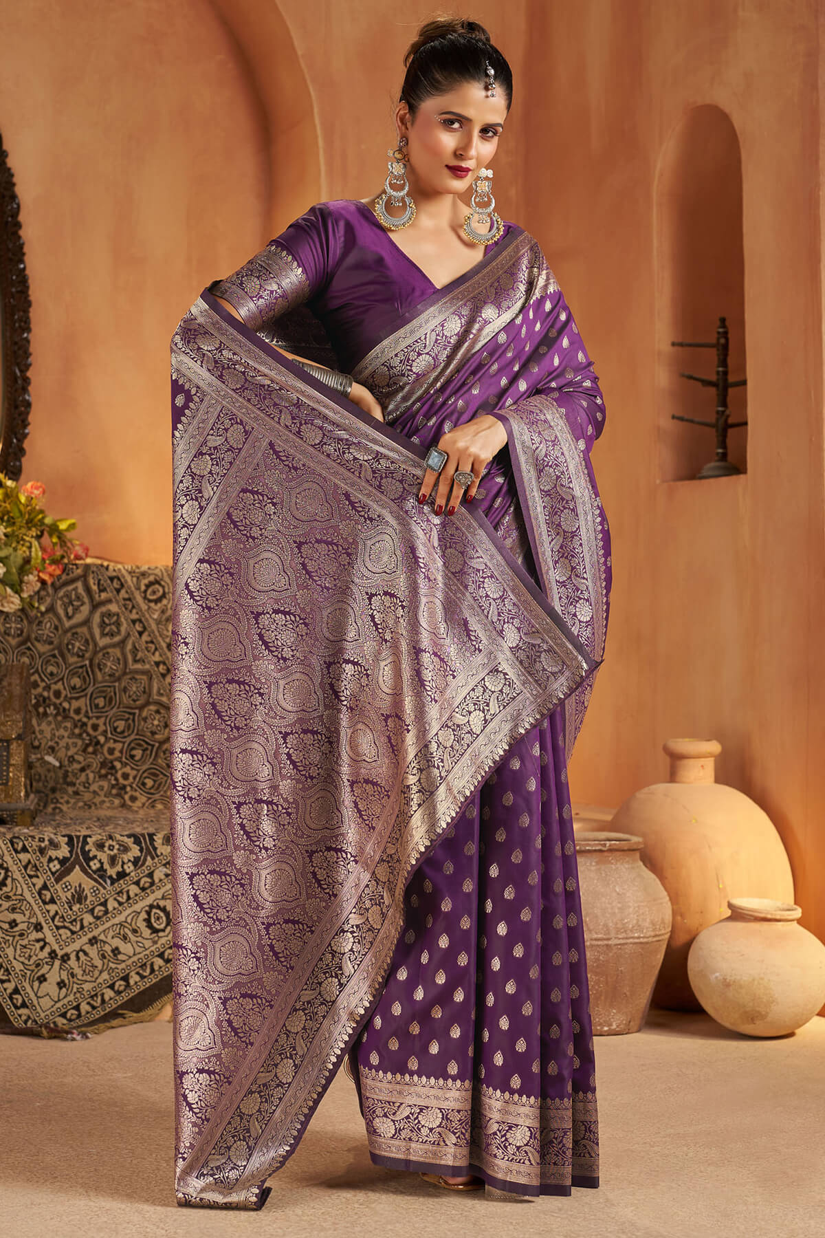 Alluring Purple Pure Banarasi Silk Saree With Sempiternal Blouse Piece