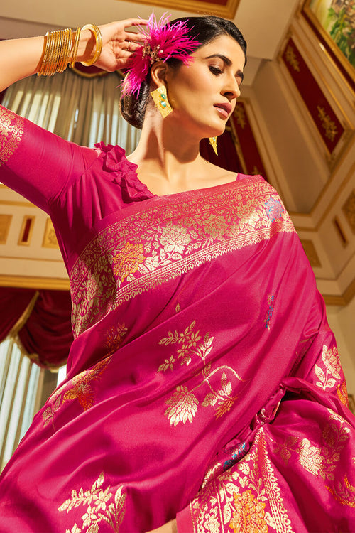 Load image into Gallery viewer, Sizzling Dark Pink Soft Banarasi Silk Saree With Staring Blouse Piece
