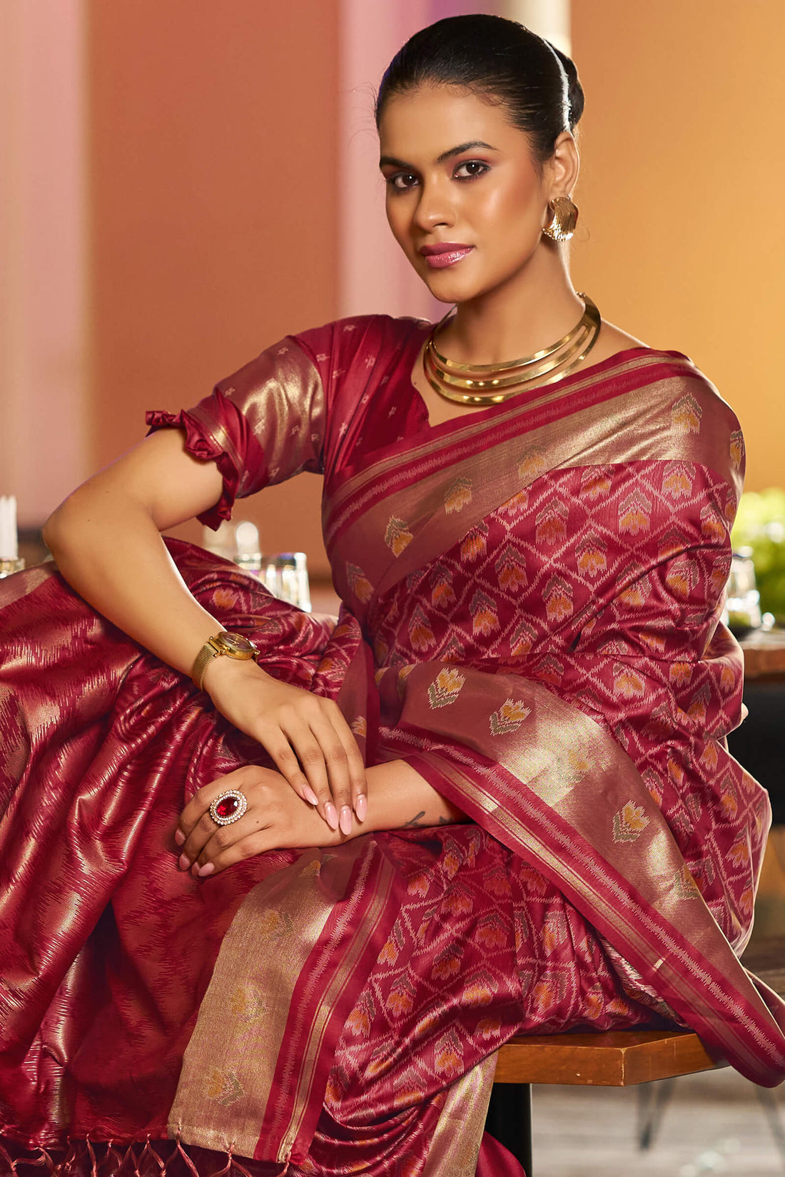 Majestic Maroon Pure Zari Weaving Banarasi Silk Saree With Grandiose Blouse Piece