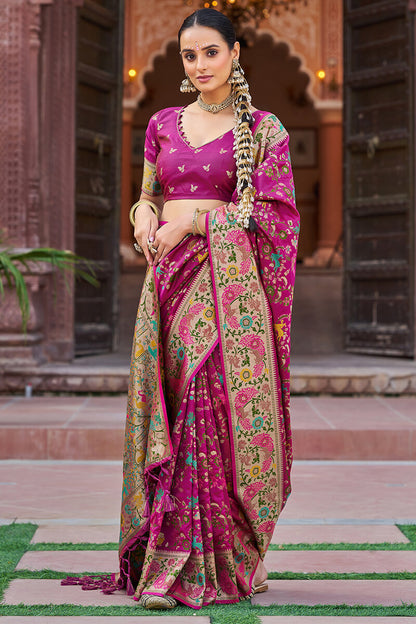 Appealing Magenta Paithani Silk Saree With Enthralling Blouse Piece