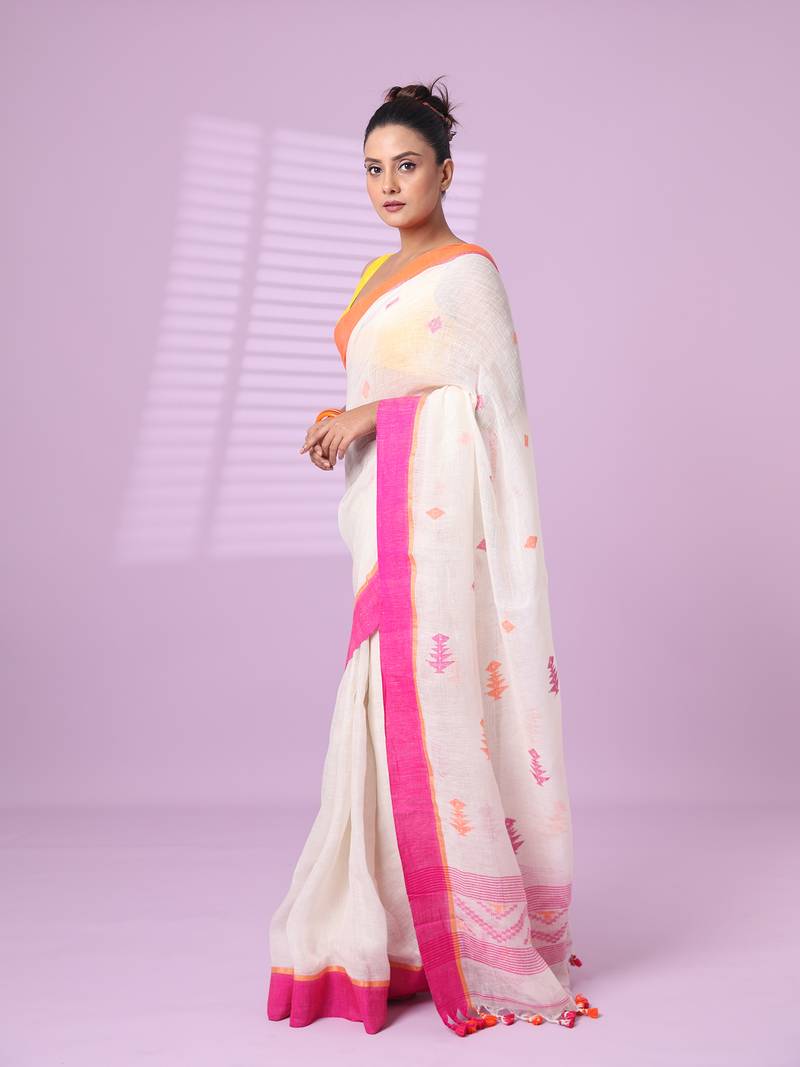 Phenomenal Off White Handloom Cotton Silk Saree With Evanescent Blouse Piece