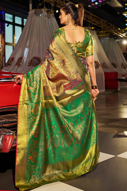 Load image into Gallery viewer, Fancifull Dark Green Kanjivaram Silk Saree With Inspiring Blouse Piece
