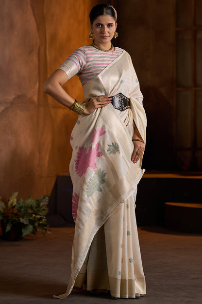 Beauteous Beige Cotton Silk Saree With Transcendent Blouse Piece