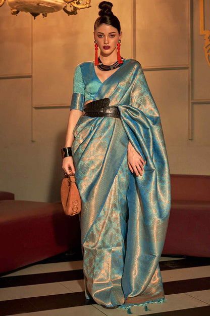 Flattering Turquoise Kanjivaram Silk Saree With Pretty Blouse Piece