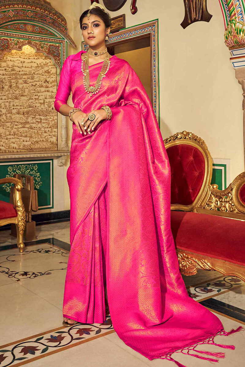 Embrocation Dark Pink Kanjivaram Silk Saree With Moiety Blouse Piece