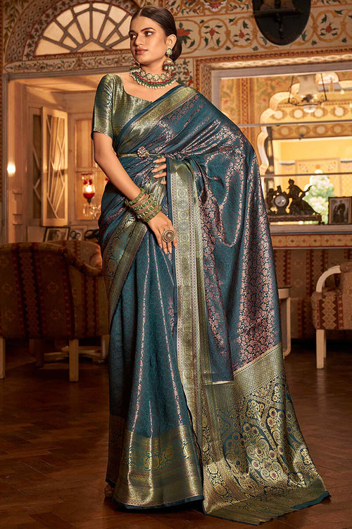 Load image into Gallery viewer, Extraordinary Rama Kanjivaram Silk Saree With Gorgeous Blouse Piece
