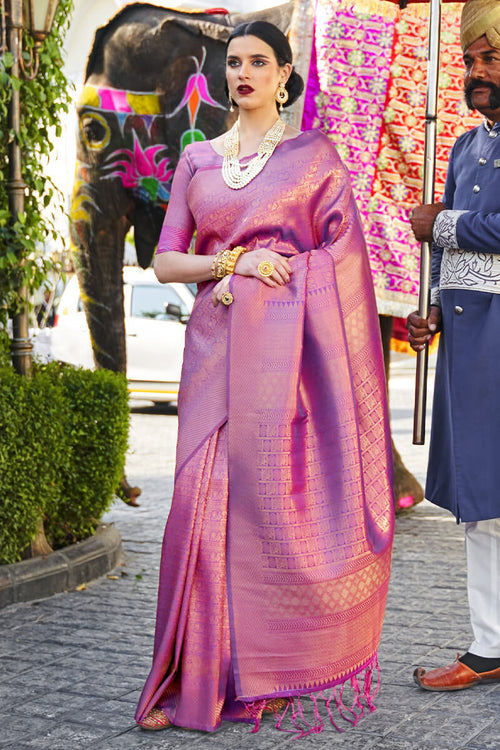 Load image into Gallery viewer, Tempting Purple Kanjivaram Silk Saree With Snappy Blouse Piece
