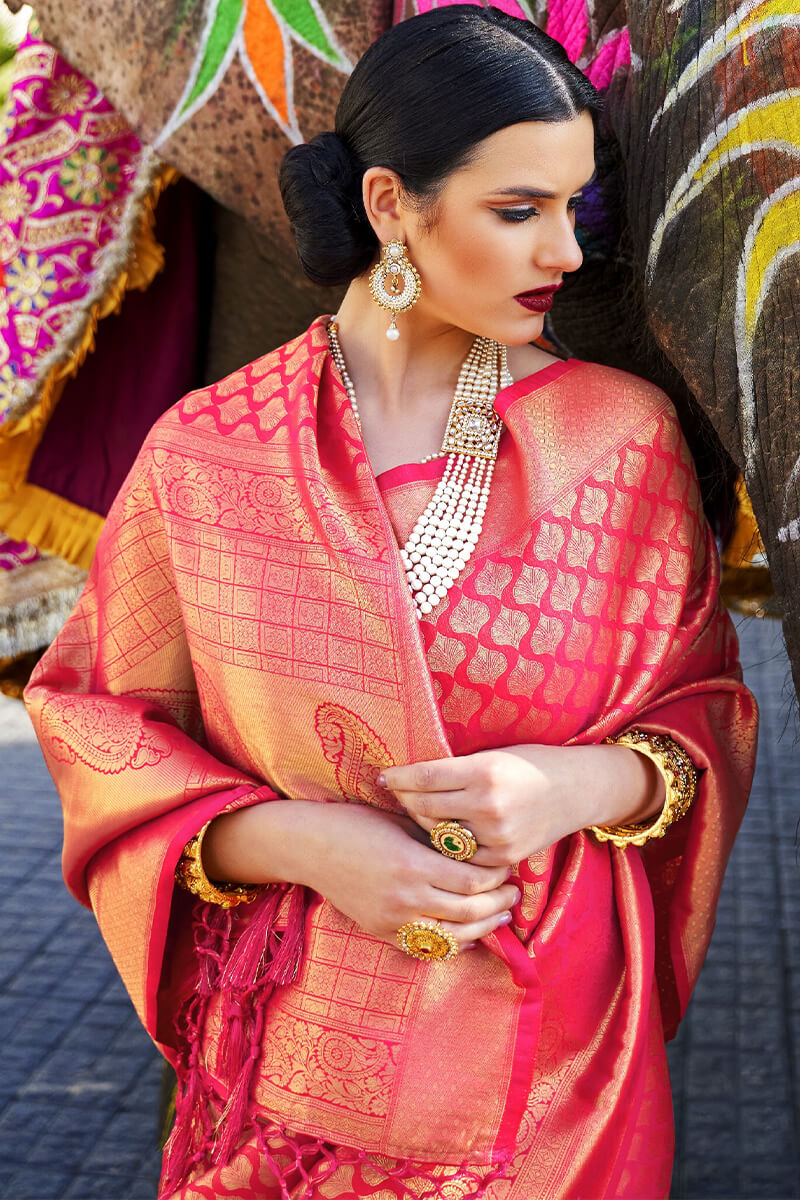 Ideal Dark Pink Kanjivaram Silk Saree With Ebullience Blouse Piece