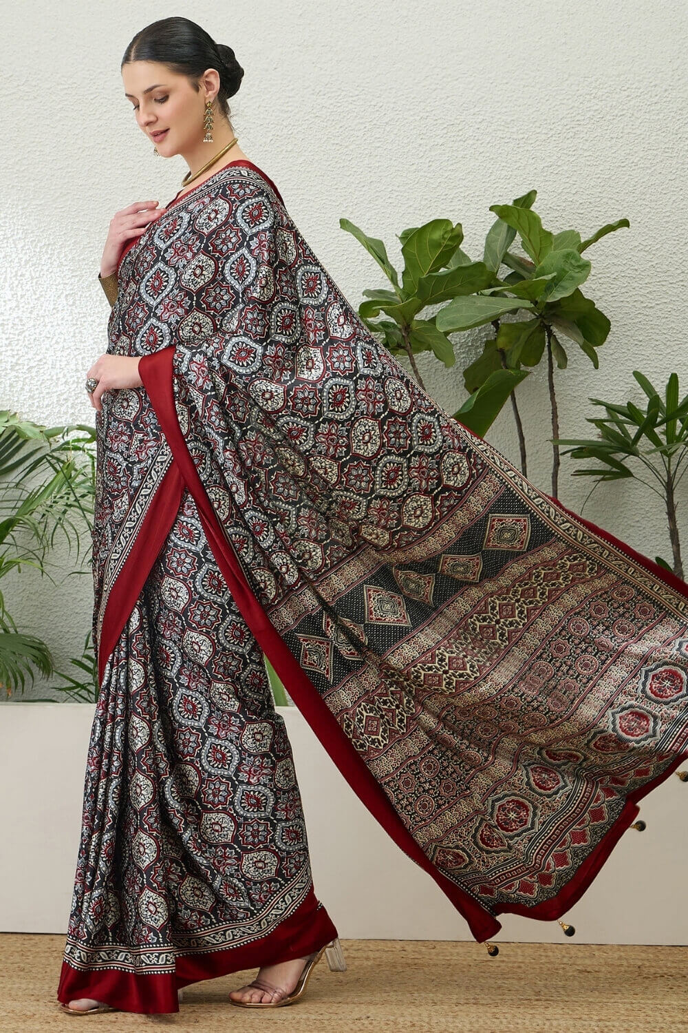 Sophisticated Grey Ajrakh Printed Semi Modal Silk Saree With Flaunt Blouse Piece