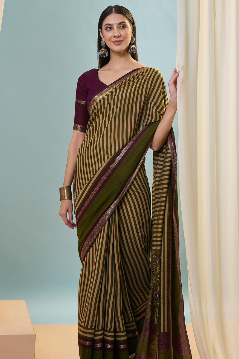 Felicitous Green Printed Cotton Silk Saree With Eye-catching Blouse Piece
