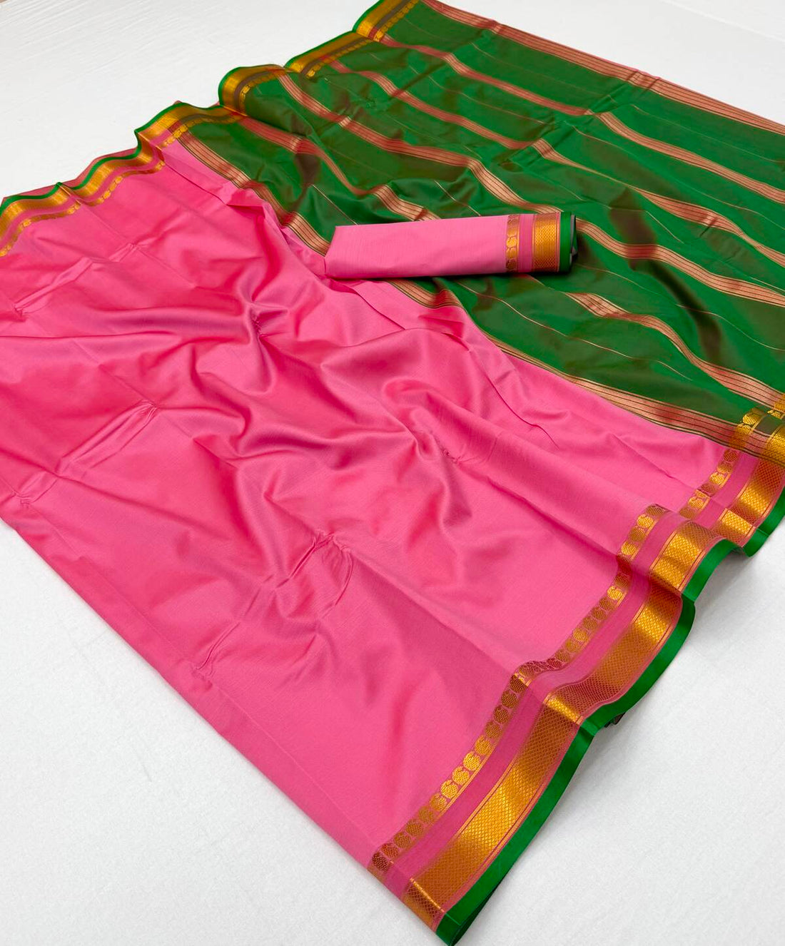 Designer Light pink Soft Silk Saree With Propinquity Blouse Piece