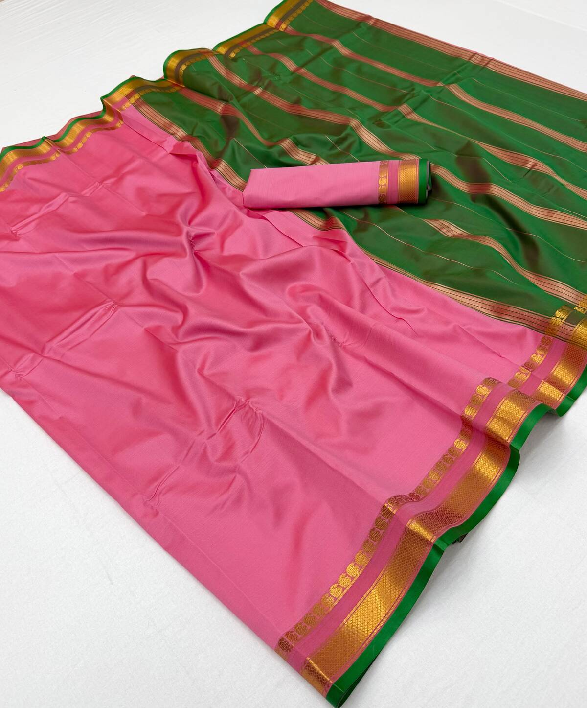 Designer Light pink Soft Silk Saree With Propinquity Blouse Piece