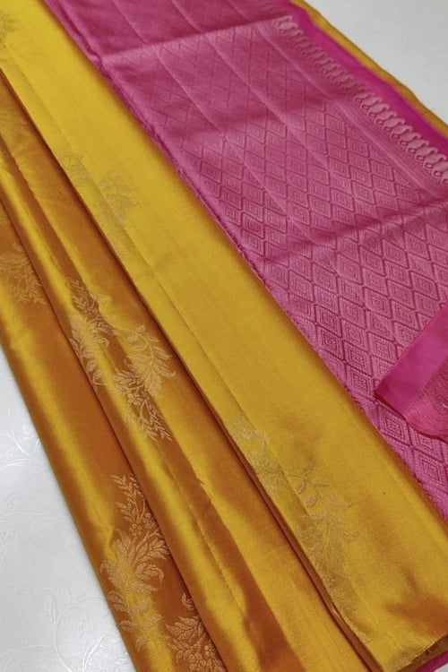 Load image into Gallery viewer, Dazzling Mustard Soft Silk Saree With Wonderful Blouse Piece
