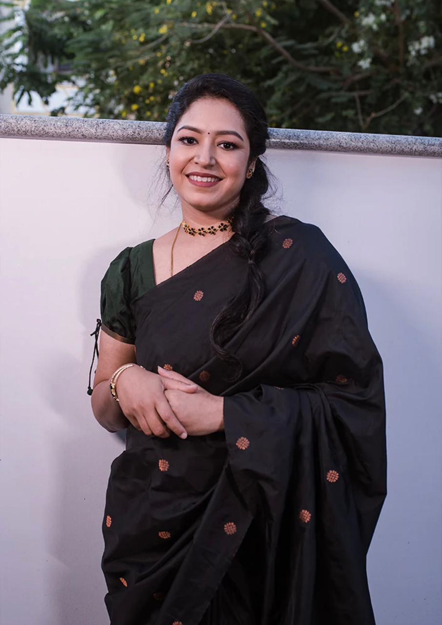 Elision Black Soft Silk Saree With Comely Blouse Piece