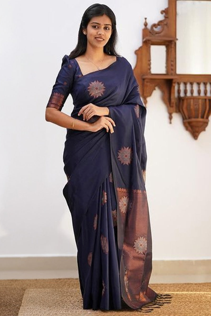 Magnetic Navy Blue Soft Silk Saree With Tempting Blouse Piece