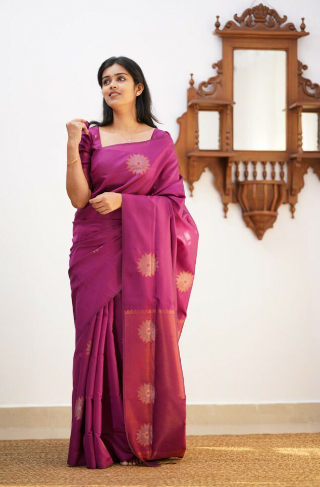 Luxuriant Purple Soft Silk Saree With Snappy Blouse Piece