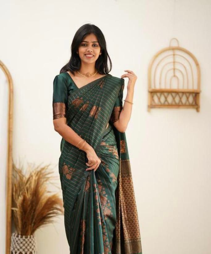 Amazing Dark Green Soft Silk Saree With Gorgeous Blouse Piece