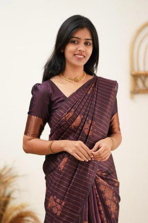 Load image into Gallery viewer, Gorgeous Purple Soft Silk Saree With Stylish Blouse Piece
