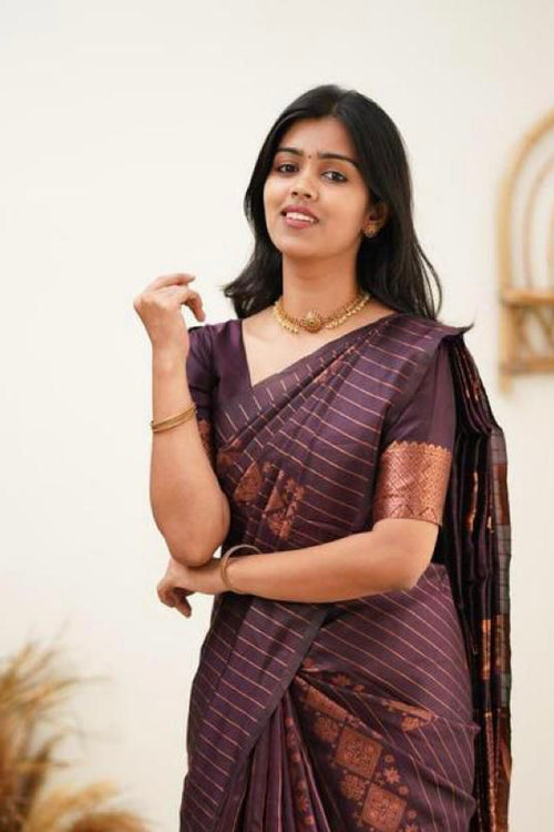 Load image into Gallery viewer, Gorgeous Purple Soft Silk Saree With Stylish Blouse Piece
