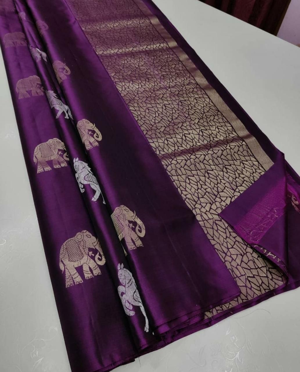 Flattering Purple Soft Silk Saree With Charming Blouse Piece