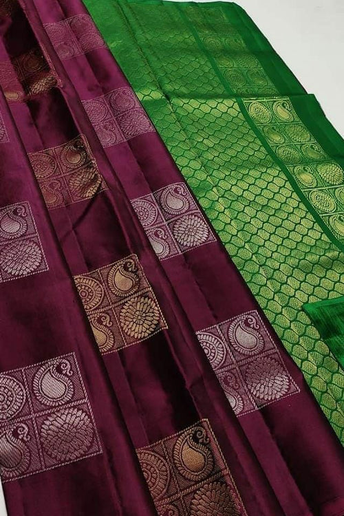 Load image into Gallery viewer, Enticing Maroon Soft Silk Saree With Ideal Blouse Piece
