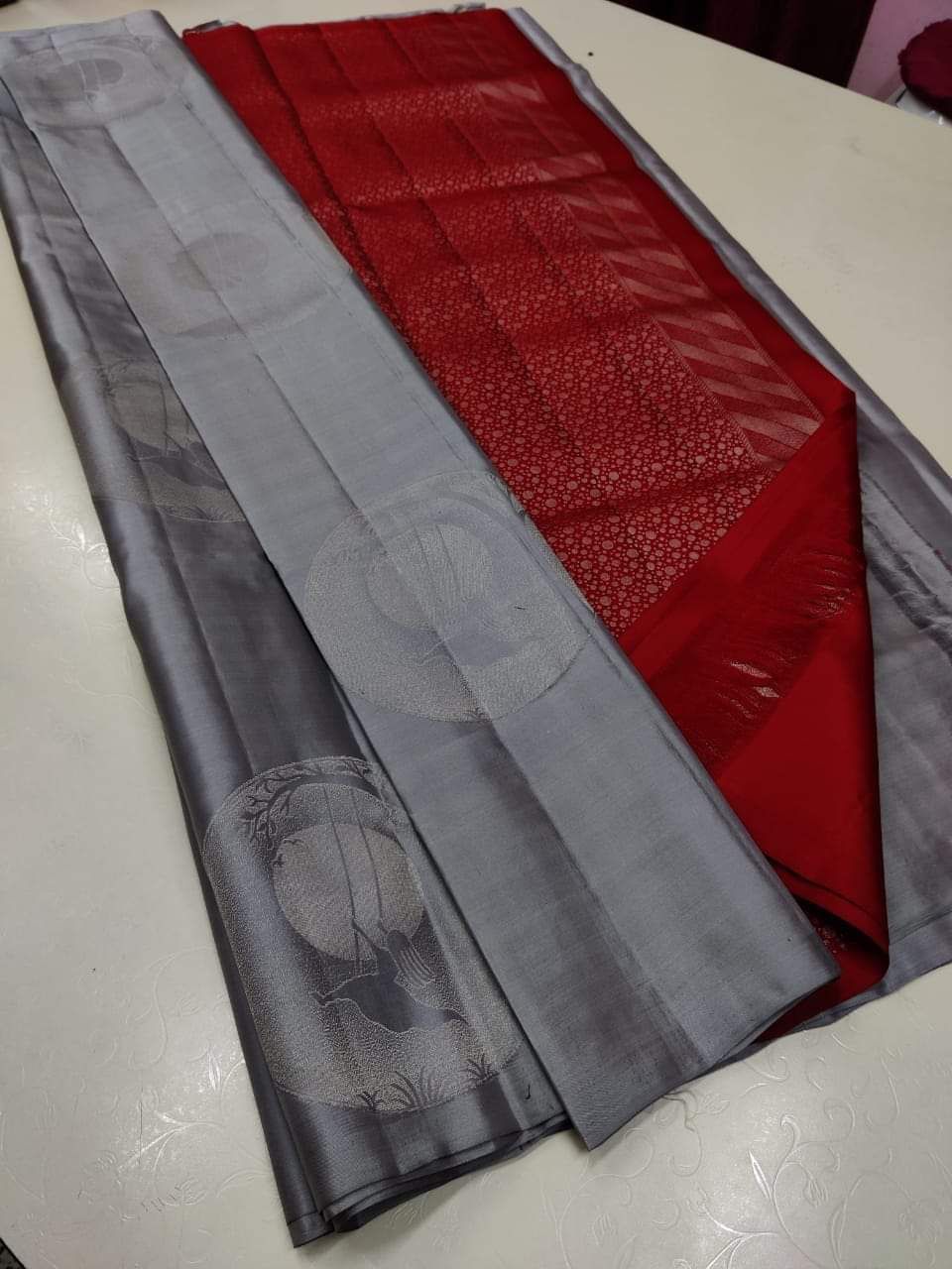 Lassitude Grey Soft Silk Saree With Confounding Blouse Piece