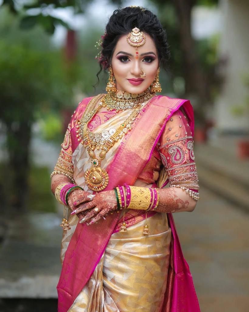 Snazzy Beige Soft Silk Saree With Opulent Blouse Piece