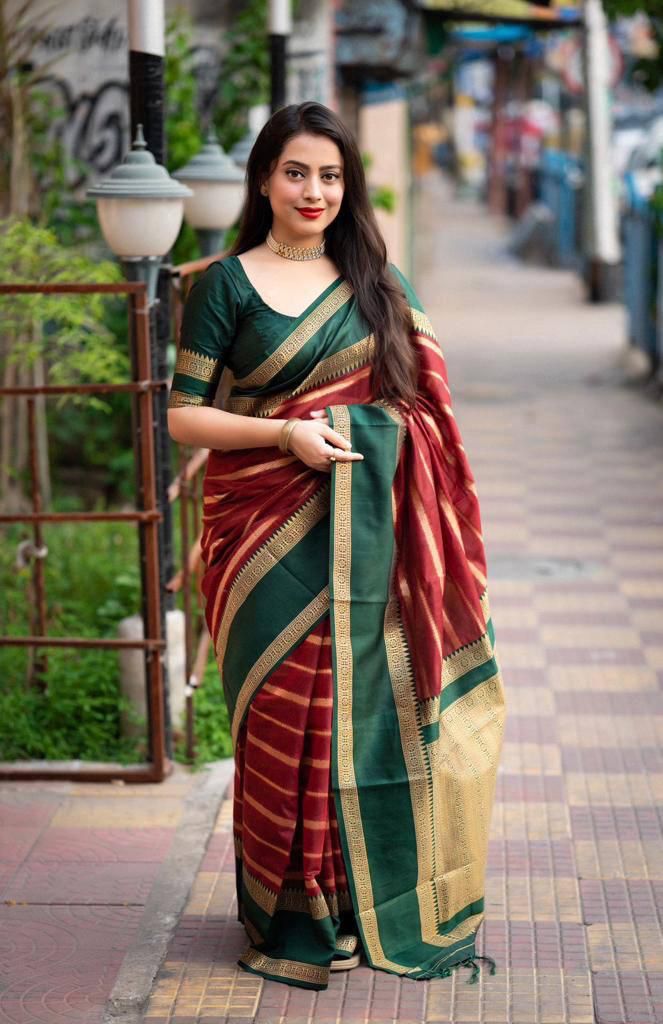 Splendorous Maroon Soft Silk Saree With Enamoring Blouse Piece