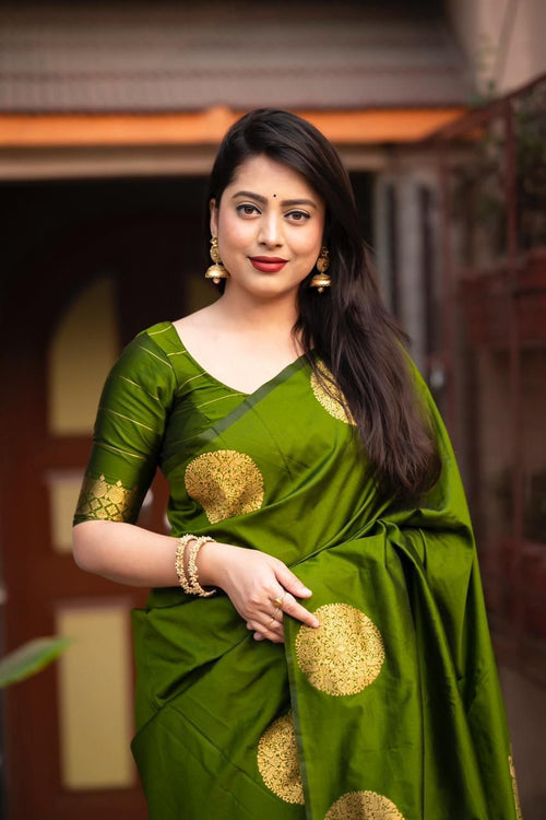 Load image into Gallery viewer, Gorgeous Green Soft Silk Saree With Sophisticated Blouse Piece
