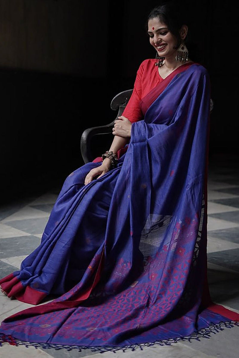 Devastating Blue Cotton Silk Saree With Felicitous Blouse Piece