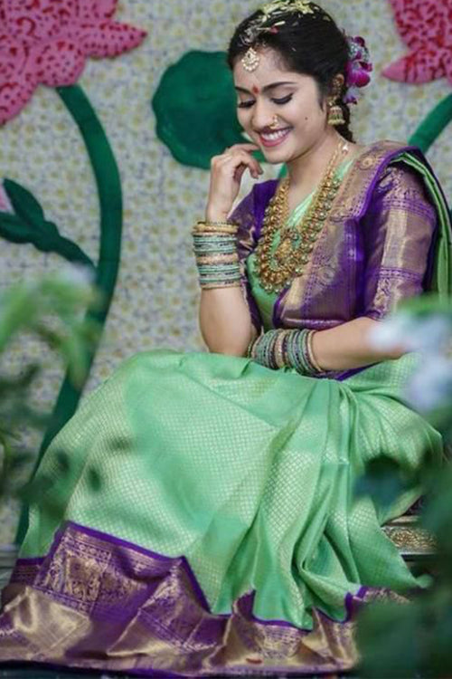 Load image into Gallery viewer, Propinquity Sea Green Soft Silk Saree With Epiphany Blouse Piece
