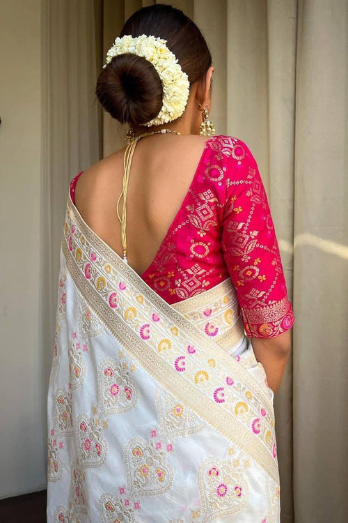 Load image into Gallery viewer, Desiring Off White Soft Silk Saree With Engrossing Blouse Piece
