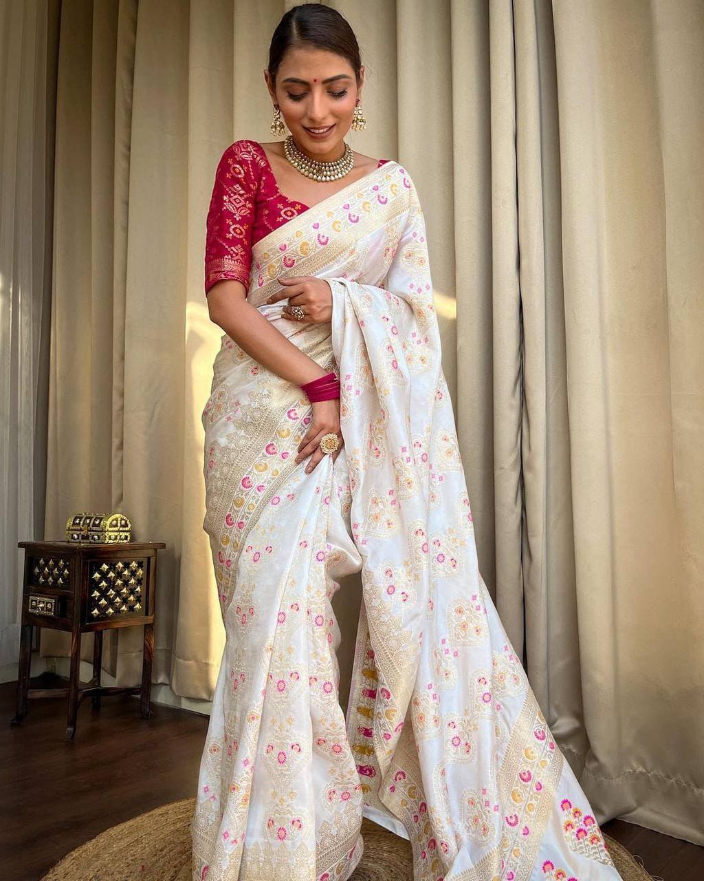 Desiring Off White Soft Silk Saree With Engrossing Blouse Piece